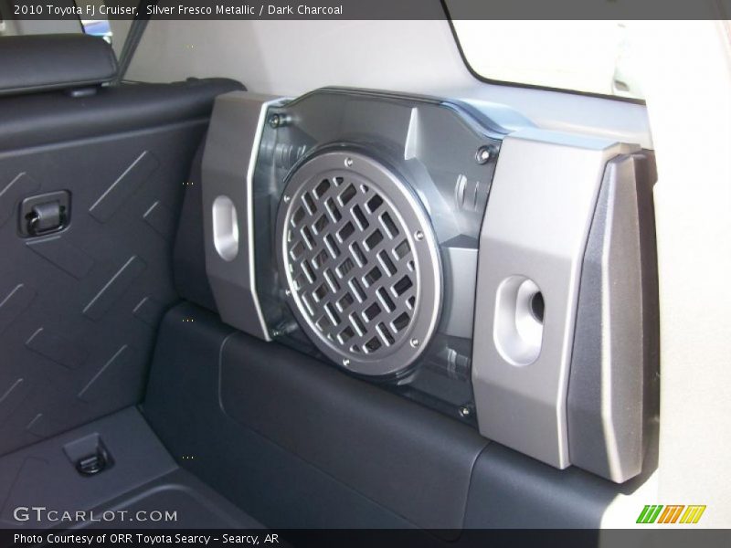 Silver Fresco Metallic / Dark Charcoal 2010 Toyota FJ Cruiser