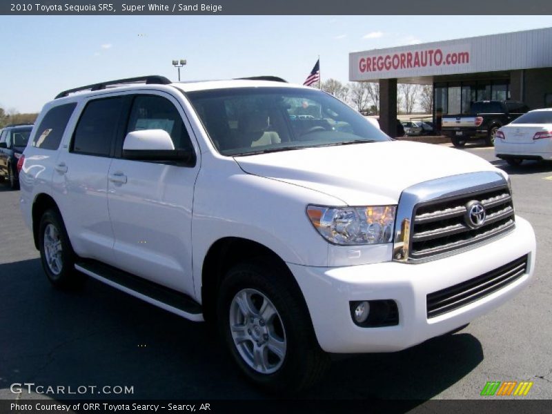 Super White / Sand Beige 2010 Toyota Sequoia SR5