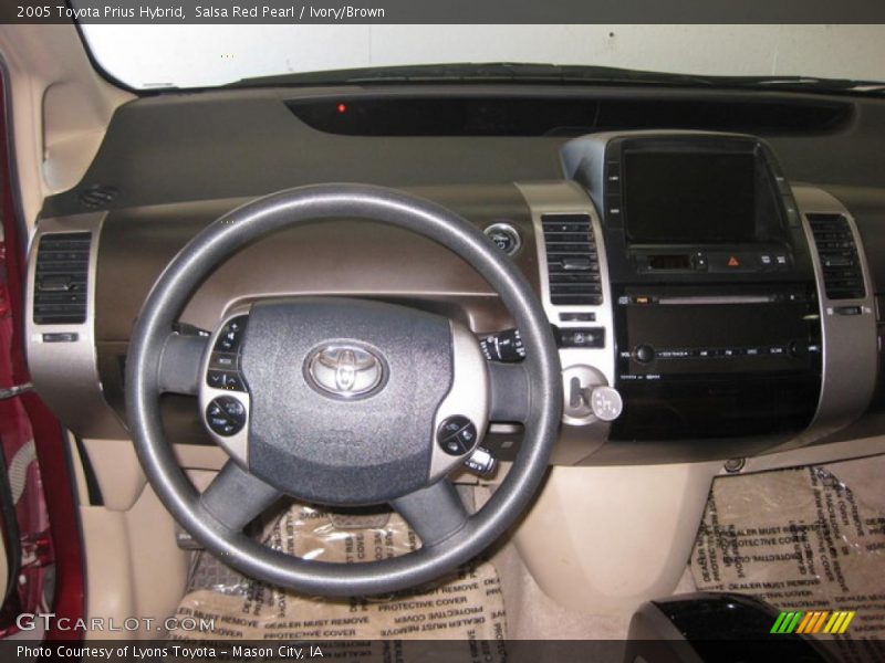 Salsa Red Pearl / Ivory/Brown 2005 Toyota Prius Hybrid