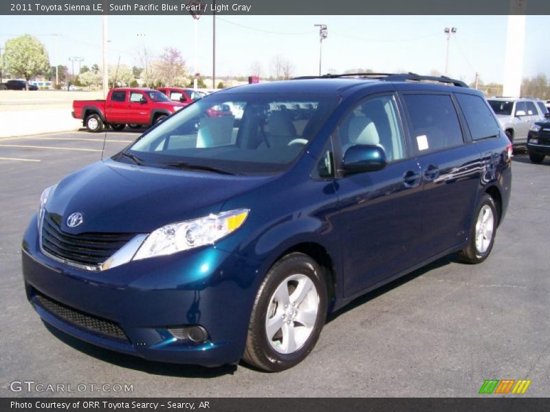 South Pacific Blue Pearl / Light Gray 2011 Toyota Sienna LE