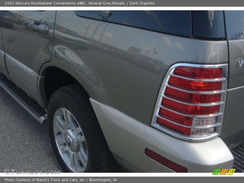Mineral Grey Metallic / Dark Graphite 2003 Mercury Mountaineer Convenience AWD