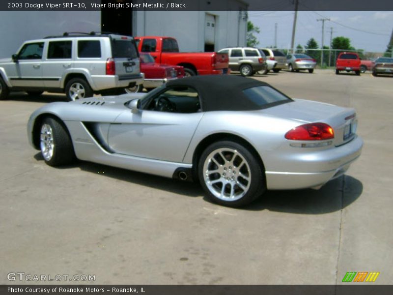 Viper Bright Silver Metallic / Black 2003 Dodge Viper SRT-10