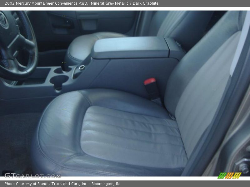 Mineral Grey Metallic / Dark Graphite 2003 Mercury Mountaineer Convenience AWD