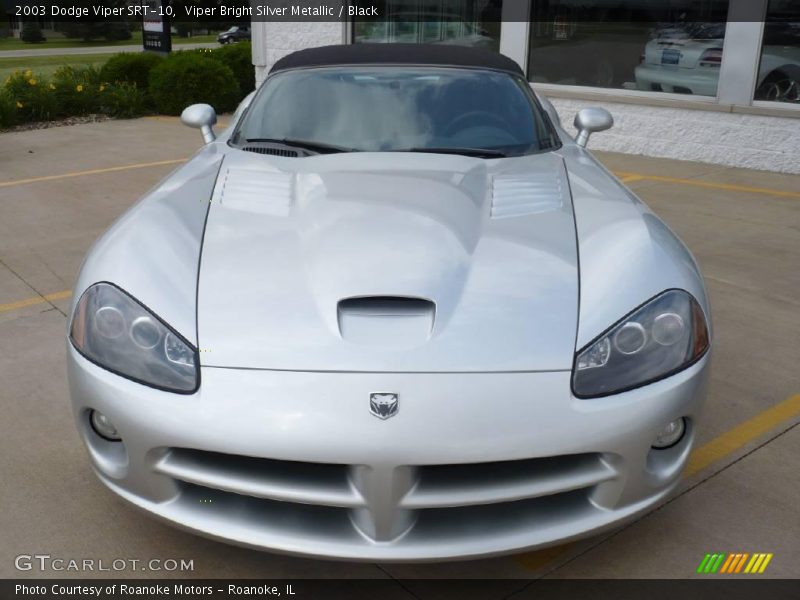 Viper Bright Silver Metallic / Black 2003 Dodge Viper SRT-10