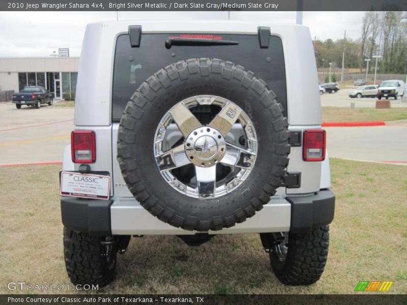 Bright Silver Metallic / Dark Slate Gray/Medium Slate Gray 2010 Jeep Wrangler Sahara 4x4