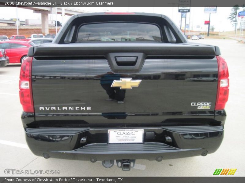 Black / Ebony/Light Cashmere 2008 Chevrolet Avalanche LT