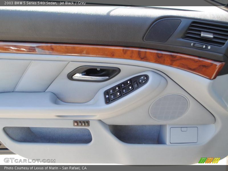 Jet Black / Grey 2003 BMW 5 Series 540i Sedan
