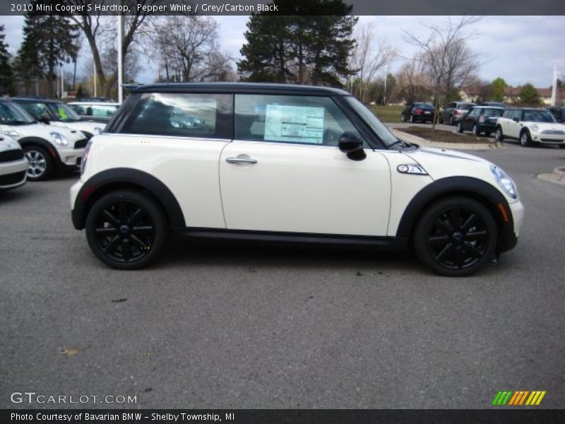 Pepper White / Grey/Carbon Black 2010 Mini Cooper S Hardtop