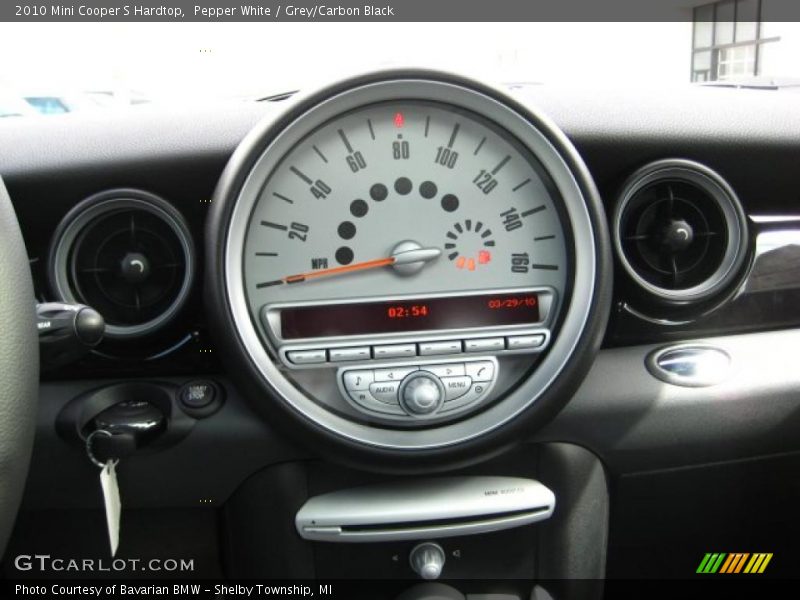 Pepper White / Grey/Carbon Black 2010 Mini Cooper S Hardtop
