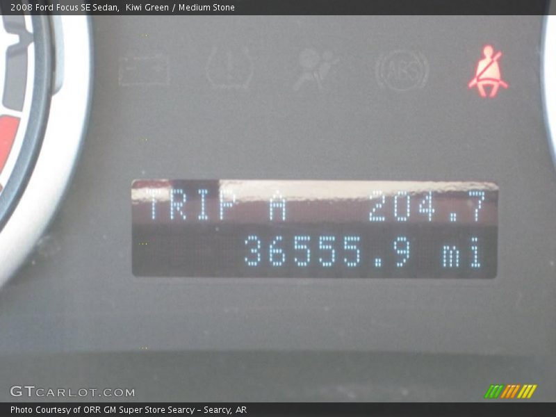 Kiwi Green / Medium Stone 2008 Ford Focus SE Sedan
