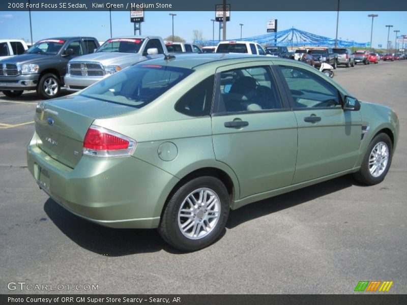 Kiwi Green / Medium Stone 2008 Ford Focus SE Sedan