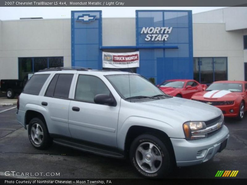 Moondust Metallic / Light Gray 2007 Chevrolet TrailBlazer LS 4x4