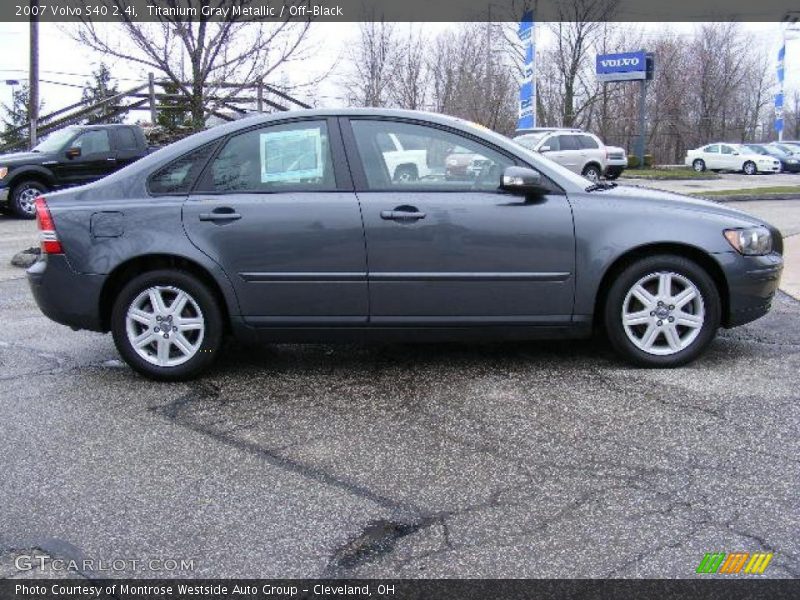 Titanium Gray Metallic / Off-Black 2007 Volvo S40 2.4i