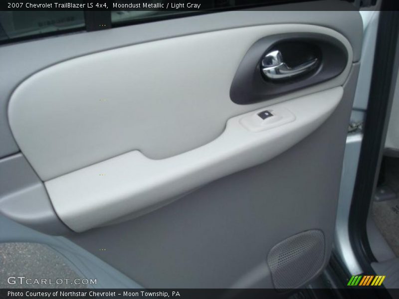 Moondust Metallic / Light Gray 2007 Chevrolet TrailBlazer LS 4x4