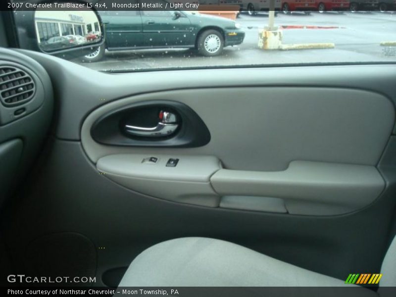 Moondust Metallic / Light Gray 2007 Chevrolet TrailBlazer LS 4x4