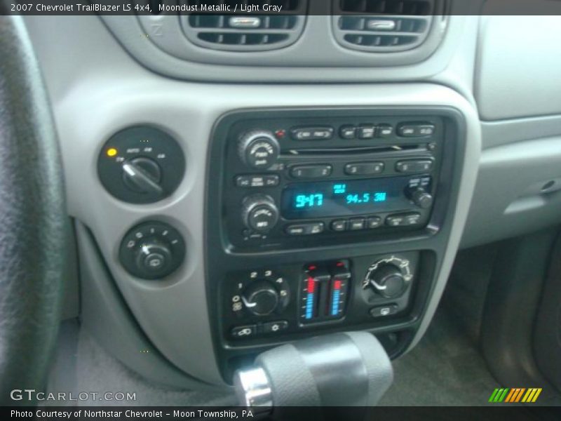 Moondust Metallic / Light Gray 2007 Chevrolet TrailBlazer LS 4x4