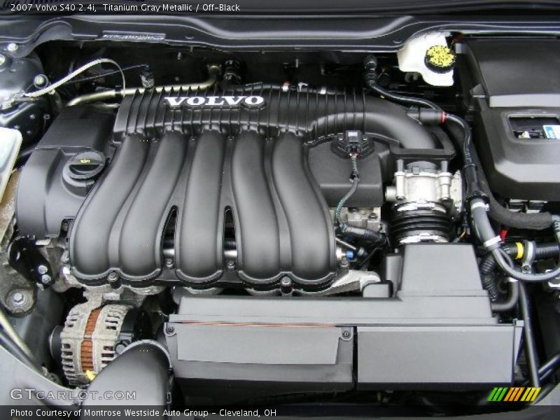 Titanium Gray Metallic / Off-Black 2007 Volvo S40 2.4i