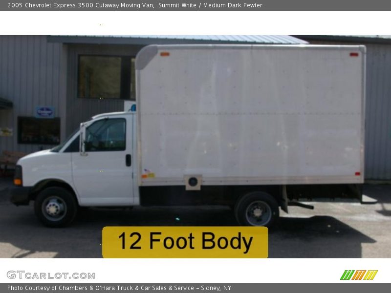Summit White / Medium Dark Pewter 2005 Chevrolet Express 3500 Cutaway Moving Van