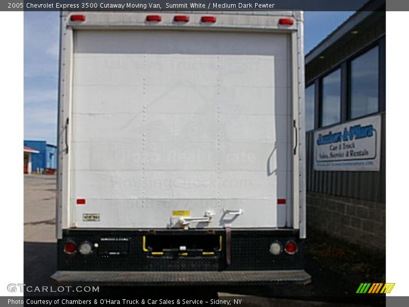 Summit White / Medium Dark Pewter 2005 Chevrolet Express 3500 Cutaway Moving Van