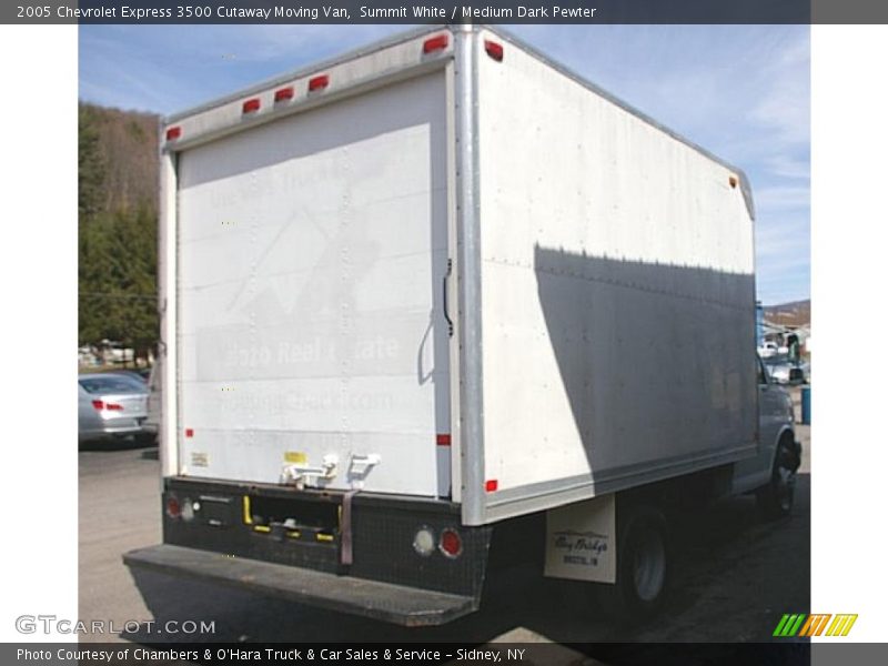 Summit White / Medium Dark Pewter 2005 Chevrolet Express 3500 Cutaway Moving Van