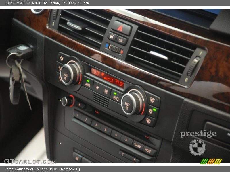 Jet Black / Black 2009 BMW 3 Series 328xi Sedan