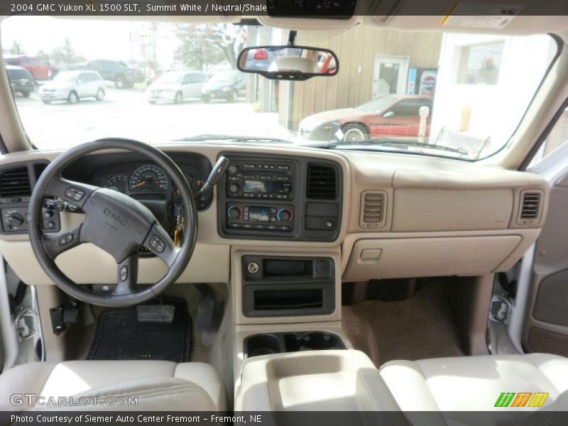 Summit White / Neutral/Shale 2004 GMC Yukon XL 1500 SLT