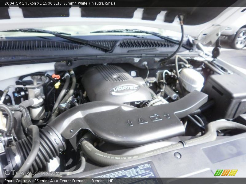 Summit White / Neutral/Shale 2004 GMC Yukon XL 1500 SLT
