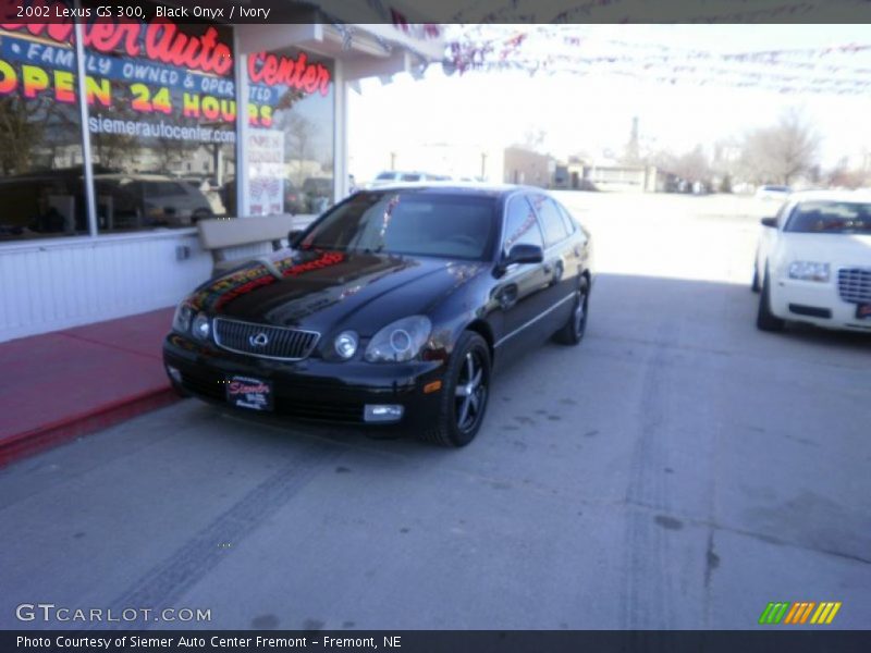 Black Onyx / Ivory 2002 Lexus GS 300