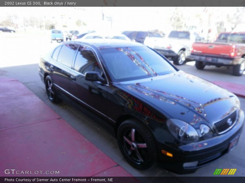 Black Onyx / Ivory 2002 Lexus GS 300