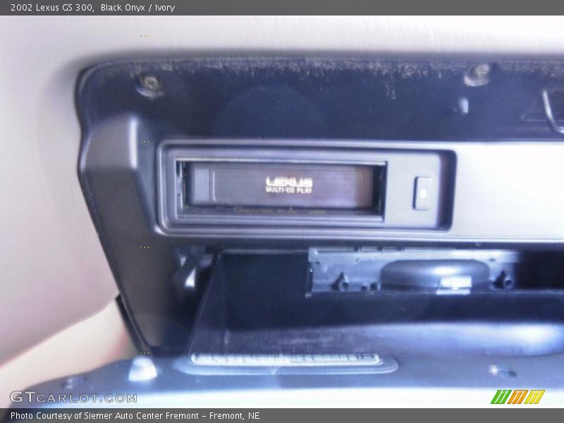 Black Onyx / Ivory 2002 Lexus GS 300