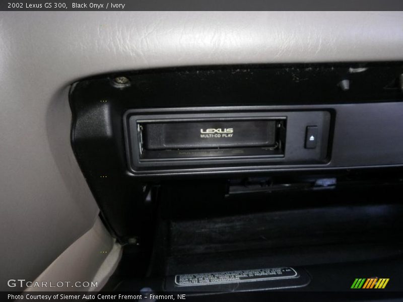 Black Onyx / Ivory 2002 Lexus GS 300