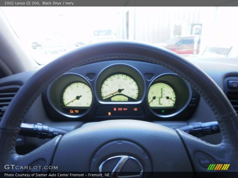 Black Onyx / Ivory 2002 Lexus GS 300