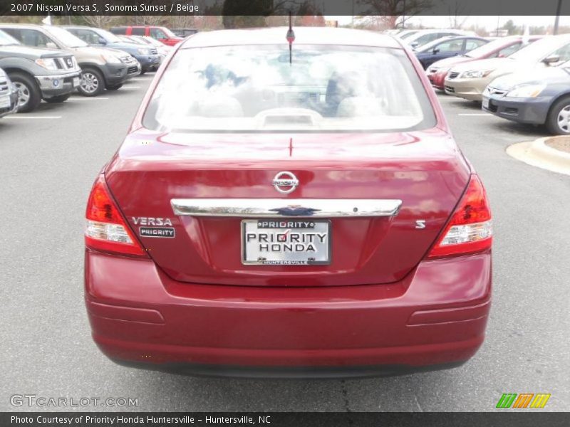 Sonoma Sunset / Beige 2007 Nissan Versa S