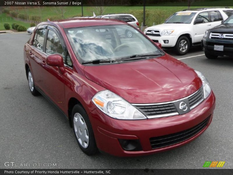 Sonoma Sunset / Beige 2007 Nissan Versa S