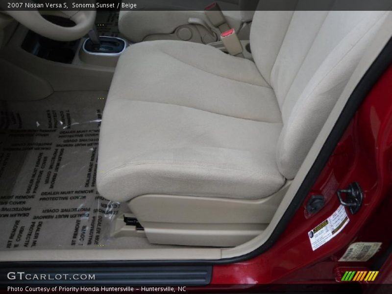 Sonoma Sunset / Beige 2007 Nissan Versa S