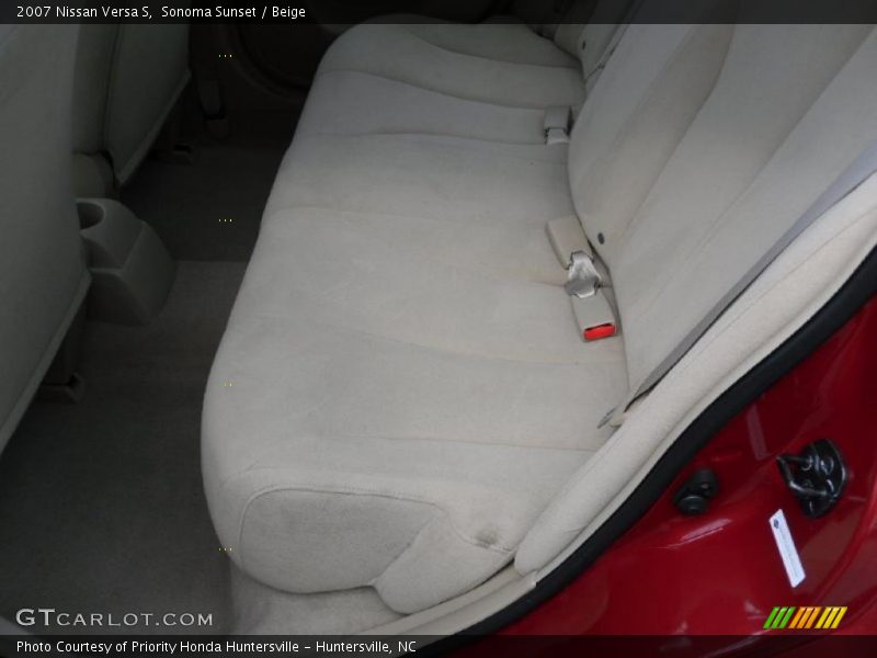 Sonoma Sunset / Beige 2007 Nissan Versa S