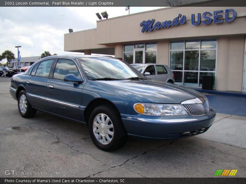 Pearl Blue Metallic / Light Graphite 2001 Lincoln Continental