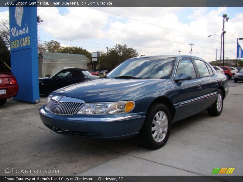 Pearl Blue Metallic / Light Graphite 2001 Lincoln Continental