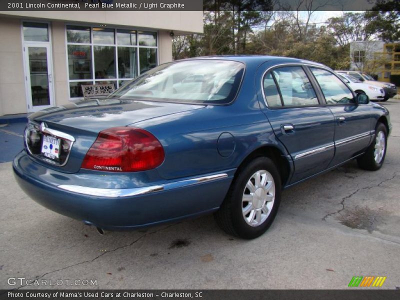 Pearl Blue Metallic / Light Graphite 2001 Lincoln Continental