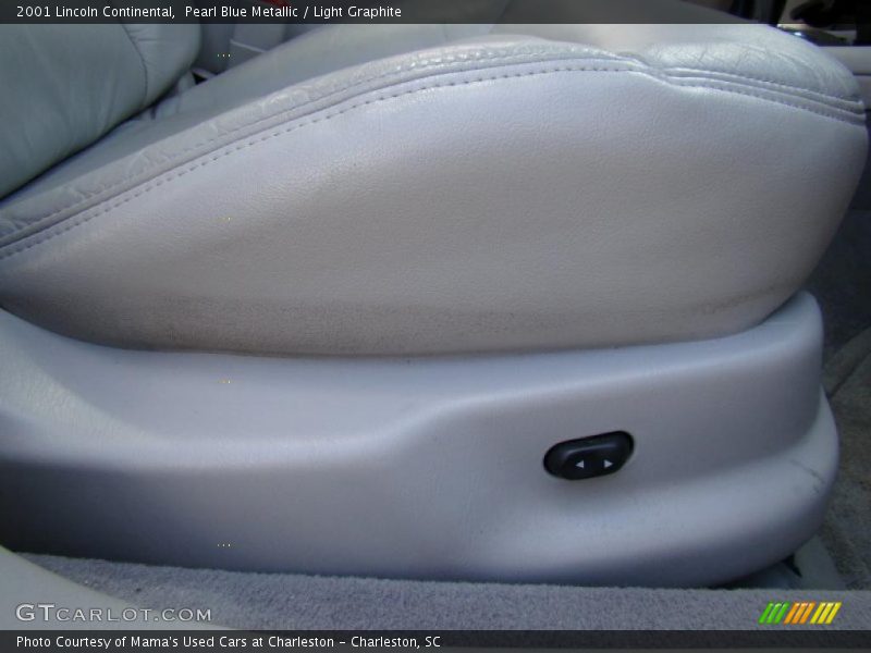 Pearl Blue Metallic / Light Graphite 2001 Lincoln Continental