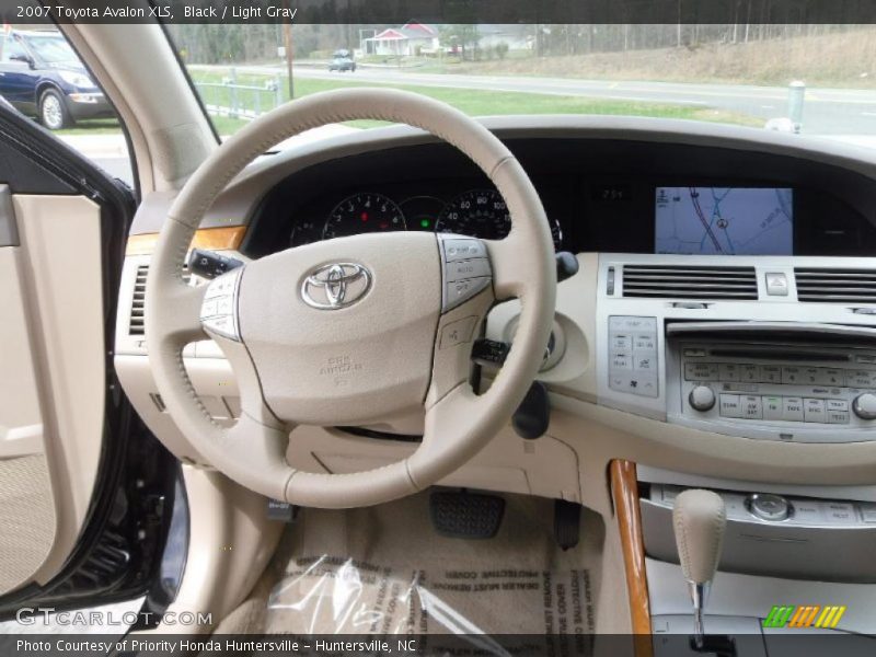 Black / Light Gray 2007 Toyota Avalon XLS