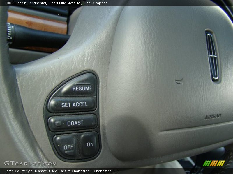 Pearl Blue Metallic / Light Graphite 2001 Lincoln Continental