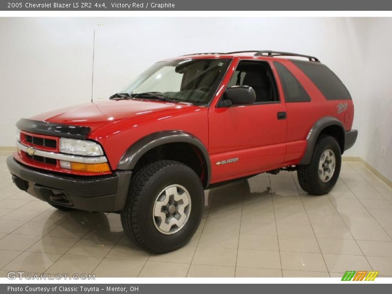Victory Red / Graphite 2005 Chevrolet Blazer LS ZR2 4x4