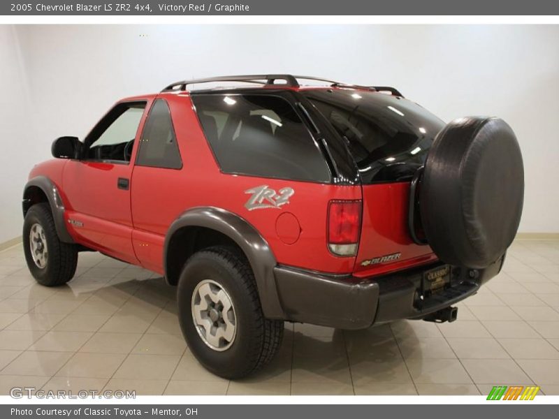Victory Red / Graphite 2005 Chevrolet Blazer LS ZR2 4x4