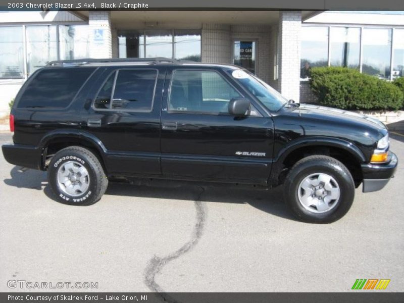 Black / Graphite 2003 Chevrolet Blazer LS 4x4