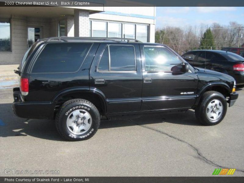 Black / Graphite 2003 Chevrolet Blazer LS 4x4