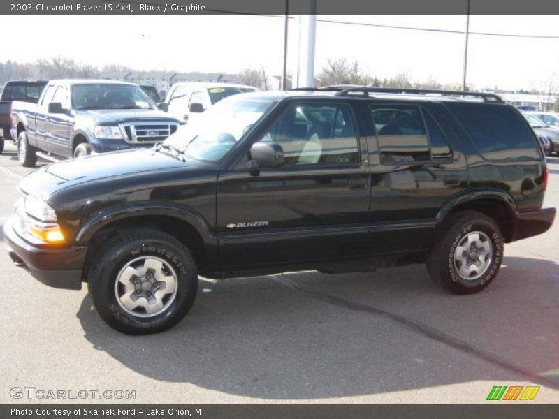 Black / Graphite 2003 Chevrolet Blazer LS 4x4
