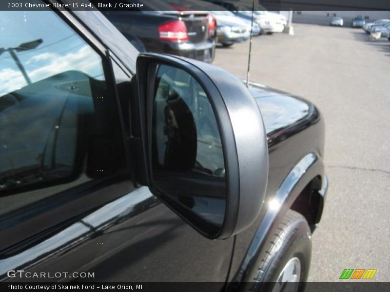 Black / Graphite 2003 Chevrolet Blazer LS 4x4