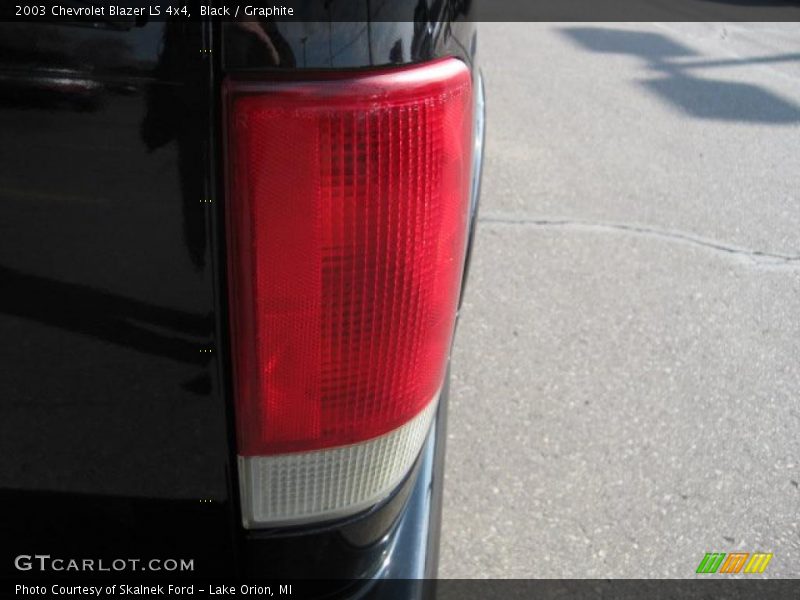 Black / Graphite 2003 Chevrolet Blazer LS 4x4