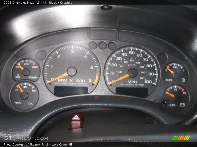 Black / Graphite 2003 Chevrolet Blazer LS 4x4